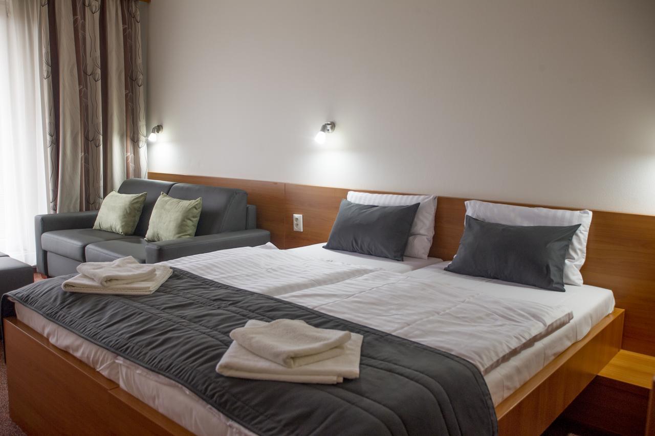 Wellness Hotel Thermal Štúrovo المظهر الخارجي الصورة