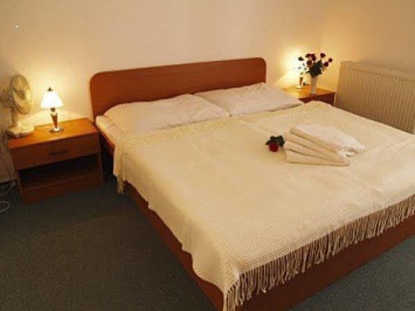 Wellness Hotel Thermal Štúrovo المظهر الخارجي الصورة